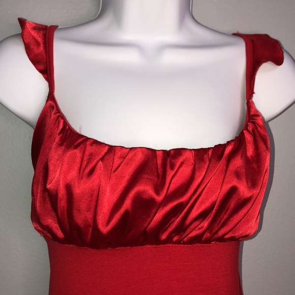 Y2K Red Top Purchased in Italy - Picture 4 of 16